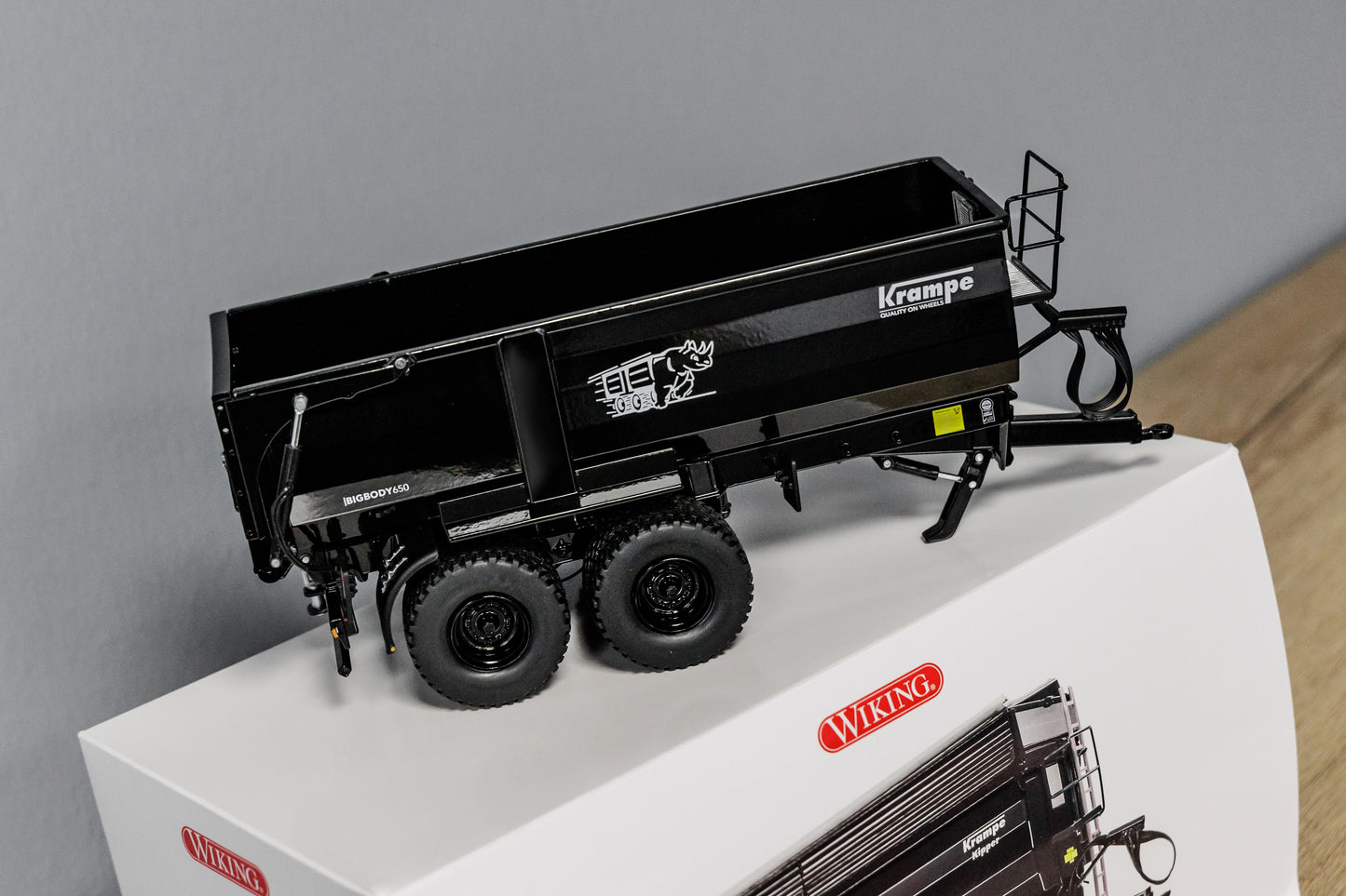 Wiking BigBody 650 1:32